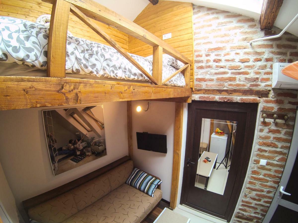 Vitosha Blvd - Attic Studio Sofia Extérieur photo